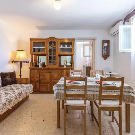 Beautiful In W/ Sauna, Wifi&2 Bedrooms